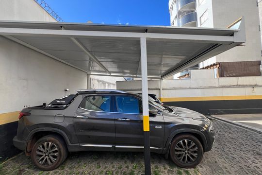 Garagem de apartamento para alugar com 2 quartos, 58m² em Ouro Preto, Belo Horizonte