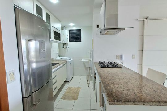 Cozinha de apartamento para alugar com 2 quartos, 55m² em Federação, Salvador