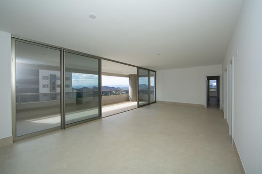 Apartamento à venda com 4 quartos, 208m² em Vila das Flores, Nova Lima