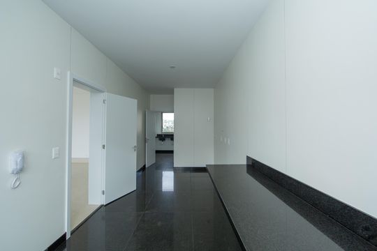 COZINHA de apartamento à venda com 4 quartos, 208m² em Vila das Flores, Nova Lima