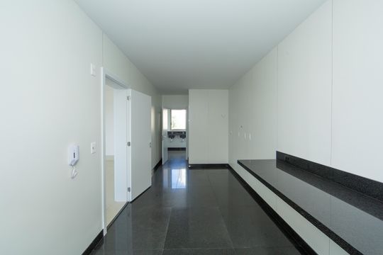 COZINHA de apartamento à venda com 4 quartos, 207m² em Vila das Flores, Nova Lima