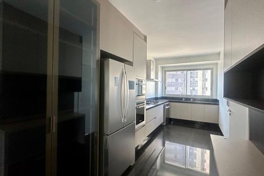 Cozinha  de apartamento à venda com 4 quartos, 208m² em Vila das Flores, Nova Lima