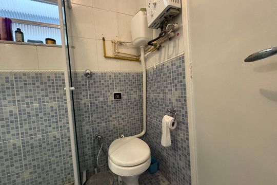 Banheiro social de apartamento para alugar com 2 quartos, 57m² em Centro, Rio de Janeiro