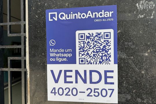 Placa de apartamento para alugar com 2 quartos, 57m² em Centro, Rio de Janeiro