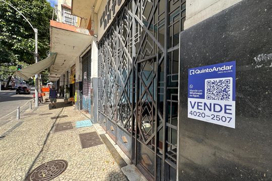 Fachada de apartamento para alugar com 2 quartos, 57m² em Centro, Rio de Janeiro