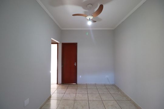 Casa para alugar com 2 quartos, 150m² em Parque dos Pinos, Ribeirão Preto