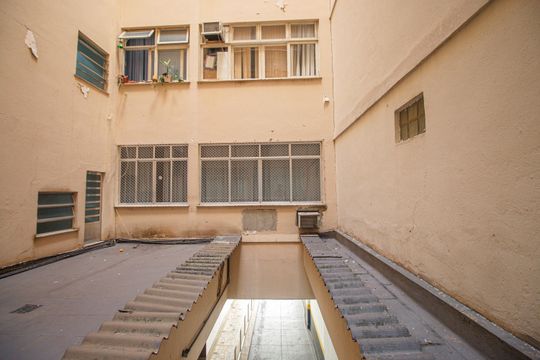 Quarto 1 Vista de apartamento para alugar com 1 quarto, 41m² em Tijuca, Rio de Janeiro