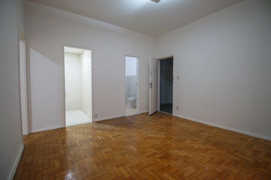 Sala de apartamento para alugar com 1 quarto, 41m² em Tijuca, Rio de Janeiro