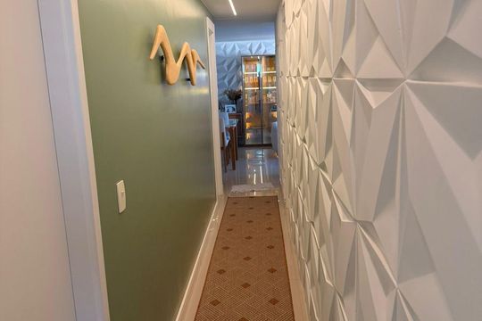 Corredor de apartamento à venda com 4 quartos, 120m² em Recreio dos Bandeirantes, Rio de Janeiro