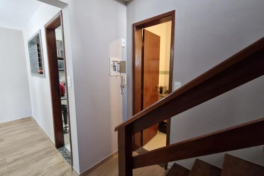 Corredor de casa de condomínio para alugar com 3 quartos, 130m² em Palmeiras, Cabo Frio