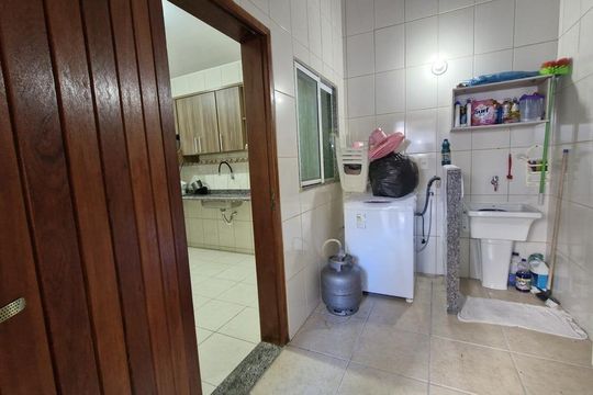 Área de serviço de casa de condomínio para alugar com 3 quartos, 130m² em Palmeiras, Cabo Frio