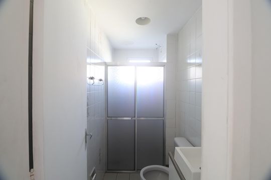 Banheiro da Suíte de apartamento para alugar com 1 quarto, 45m² em Vila Cachoeirinha, Cachoeirinha