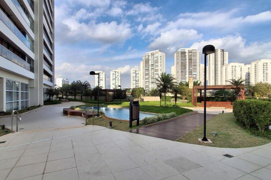 Área externa de apartamento à venda com 3 quartos, 157m² em Vila Anastácio, São Paulo