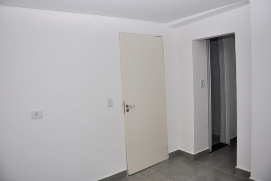 Apartamento para alugar com 1 quarto, 25m² em Vila Zat, São Paulo
