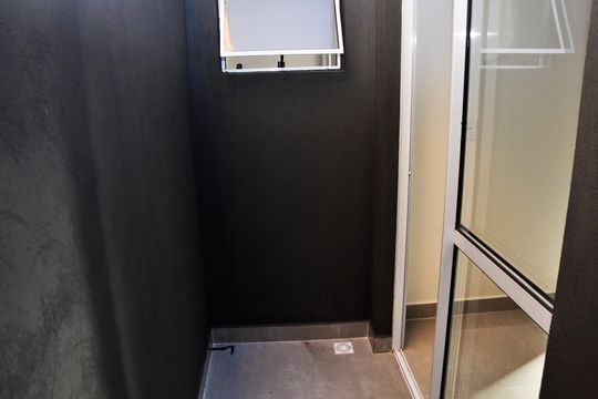Detalhe - Varanda de apartamento para alugar com 1 quarto, 27m² em Vila Zat, São Paulo