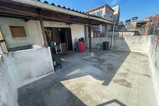 Área externa de casa à venda com 5 quartos, 109m² em Grajaú, São Paulo