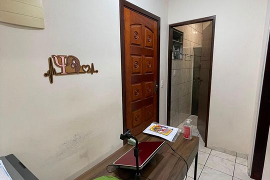 Sala de casa à venda com 5 quartos, 109m² em Grajaú, São Paulo