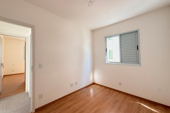 Suite de apartamento à venda com 2 quartos, 85m² em Buritis, Belo Horizonte