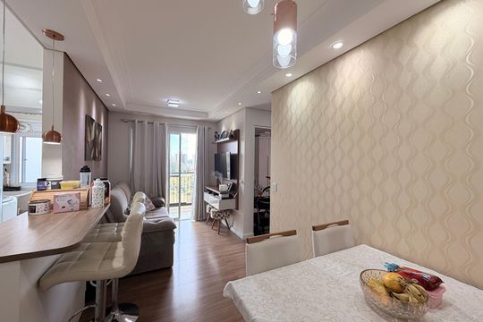 Sala de apartamento para alugar com 2 quartos, 50m² em Vila Nambi, Jundiaí