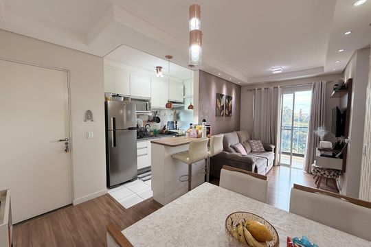 Sala de apartamento para alugar com 2 quartos, 50m² em Vila Nambi, Jundiaí