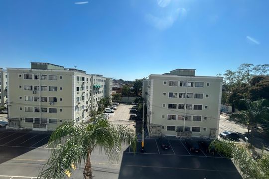 Vista do Quarto 1 de apartamento para alugar com 2 quartos, 47m² em Honório Gurgel, Rio de Janeiro