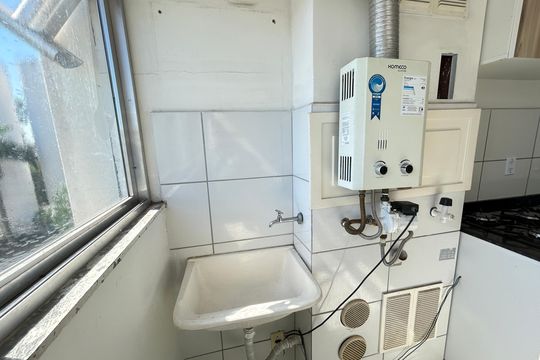 Área de Serviço de apartamento para alugar com 2 quartos, 47m² em Honório Gurgel, Rio de Janeiro