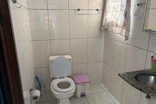 Banheiro de casa à venda com 2 quartos, 125m² em Jardim Silvana, Santo André