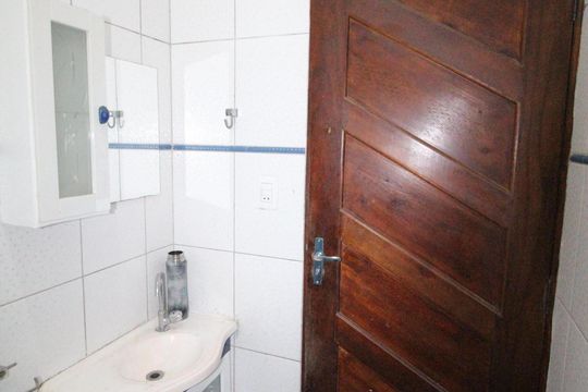Banheiro de casa para alugar com 2 quartos, 170m² em Jardim Satélite, São José dos Campos