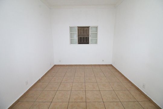 Quarto 1 de casa para alugar com 2 quartos, 170m² em Jardim Satélite, São José dos Campos