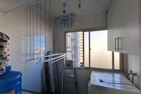 Área de Serviço de apartamento para alugar com 2 quartos, 68m² em Vila Valparaíso, Santo André