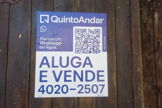 Plaquinha de casa para alugar com 3 quartos, 90m² em Anil, Rio de Janeiro