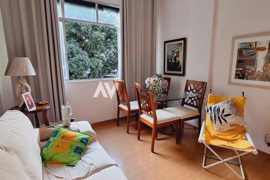 Apartamento à venda com 2 quartos, 47m² em Copacabana, Rio de Janeiro