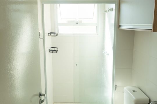 Banheiro da Suíte de apartamento para alugar com 3 quartos, 80m² em Balneário Tropical, Paulínia