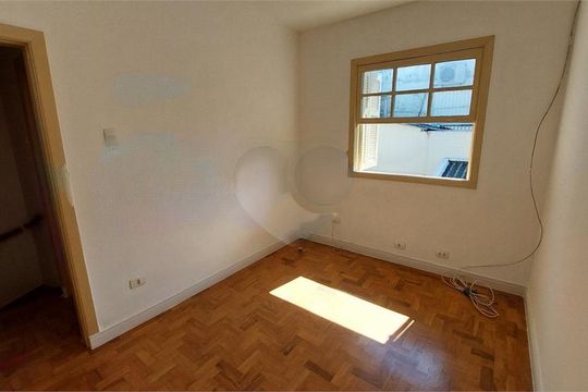 Casa de Condomínio à venda com 4 quartos, 135m² em Santo Amaro, São Paulo