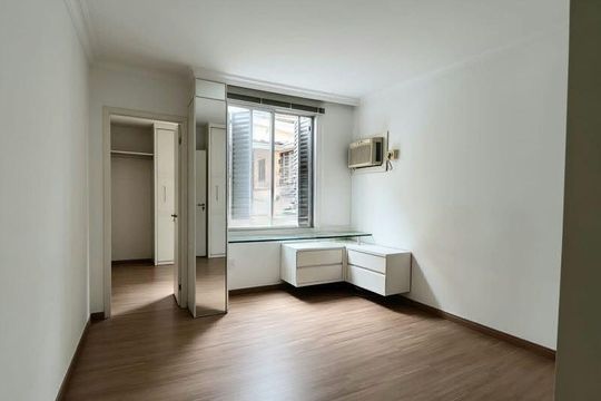 Quarto 2 de apartamento para alugar com 2 quartos, 38m² em Menino Deus, Porto Alegre
