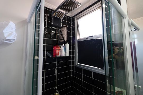 Banheiro de apartamento para alugar com 2 quartos, 55m² em Jardim Roberto, Osasco