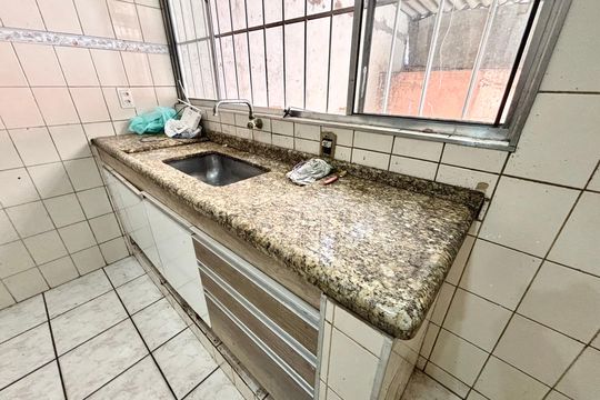 Cozinha  de casa para alugar com 2 quartos, 60m² em Jardim Norma, São Paulo