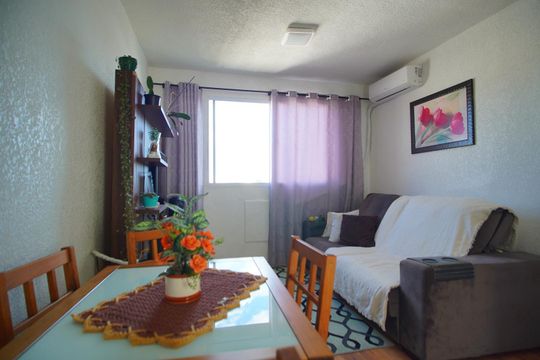 Apartamento à venda com 2 quartos, 40m² em Mário Quintana, Porto Alegre
