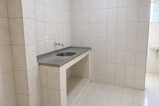 Casa para alugar com 2 quartos, 70m² em Cavalcanti, Rio de Janeiro