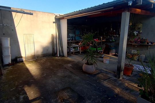Área externa de casa à venda com 5 quartos, 300m² em Artur Alvim, São Paulo