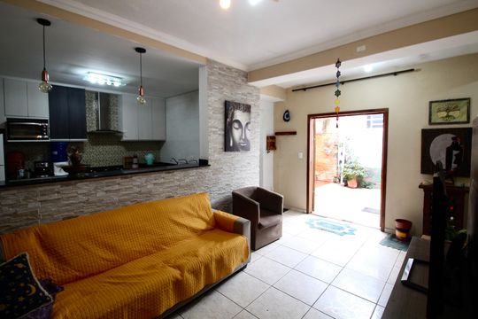 Casa à venda com 5 quartos, 300m² em Artur Alvim, São Paulo
