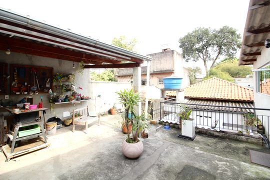 Quintal  de casa à venda com 5 quartos, 300m² em Artur Alvim, São Paulo