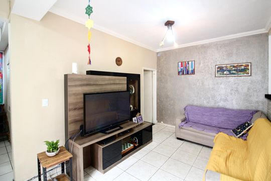 Casa à venda com 5 quartos, 300m² em Artur Alvim, São Paulo
