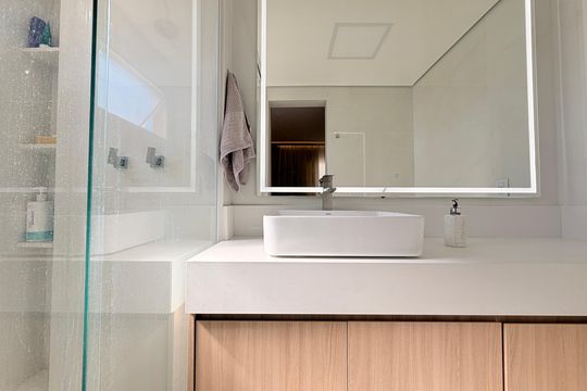 Banheiro da Suíte de apartamento à venda com 3 quartos, 113m² em Jardim Messina, Jundiaí