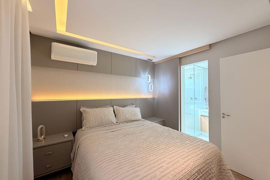 Suíte de apartamento à venda com 3 quartos, 113m² em Jardim Messina, Jundiaí