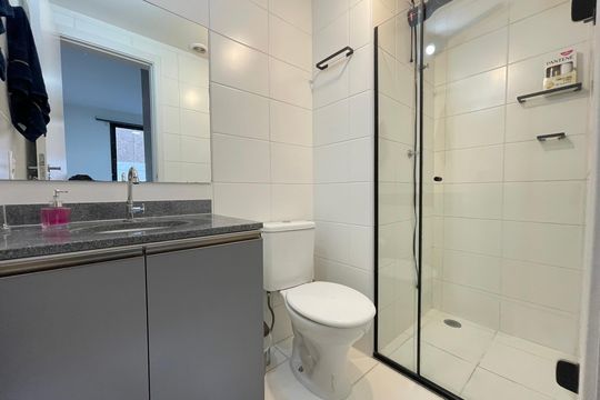 Banheiro da Suíte de apartamento para alugar com 1 quarto, 25m² em Butantã, São Paulo
