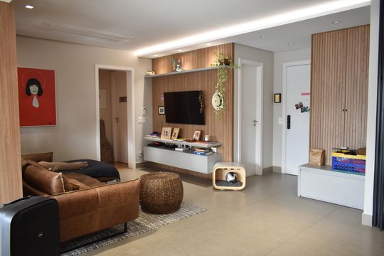 Sala de apartamento à venda com 3 quartos, 130m² em Mirandópolis, São Paulo