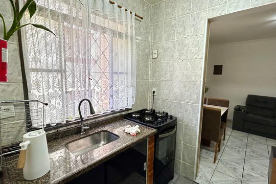 Cozinha de apartamento à venda com 2 quartos, 53m² em Jardim Flor da Montanha, Guarulhos