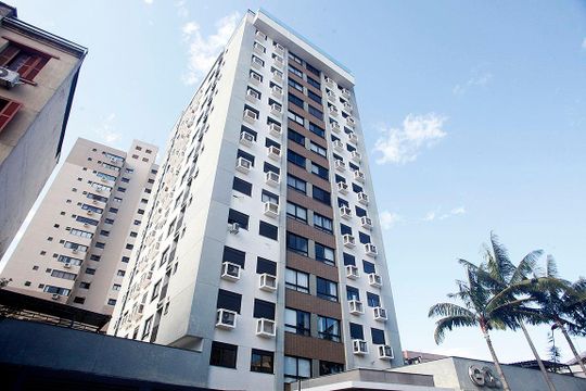 Fachada de apartamento para alugar com 1 quarto, 56m² em Santana, Porto Alegre