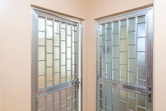 Área comum - Entradas do imóvel de apartamento para alugar com 2 quartos, 60m² em Vila da Penha, Rio de Janeiro